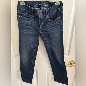 American Eagle Outfitters Dark Blue Cropped Jeans